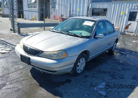 1998 Mercury Mystique z USA, uszkodzony, nr VIN 1MEFM6530WK660877